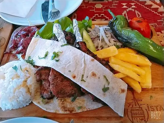 Old İstanbul cuisine'nin yemek ve ambiyans fotoğrafları 48
