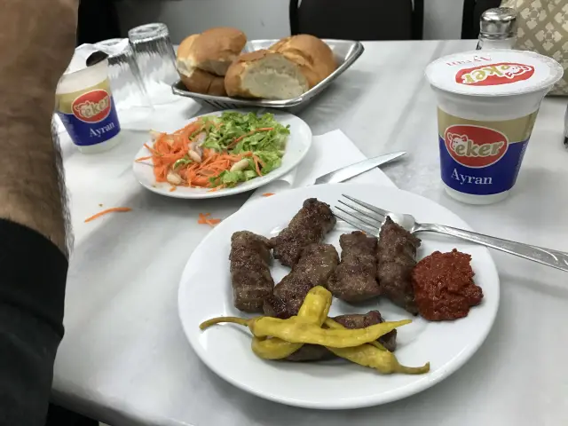 Bol Kepçe Sultanahmet Köftecisi'nin yemek ve ambiyans fotoğrafları 6