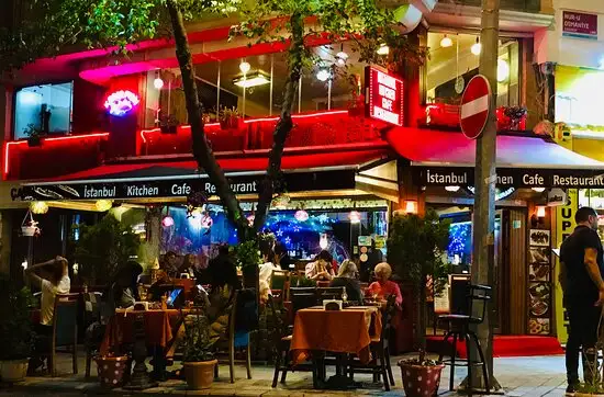 İstanbul Kitchen Cafe Restaurant'nin yemek ve ambiyans fotoğrafları 1