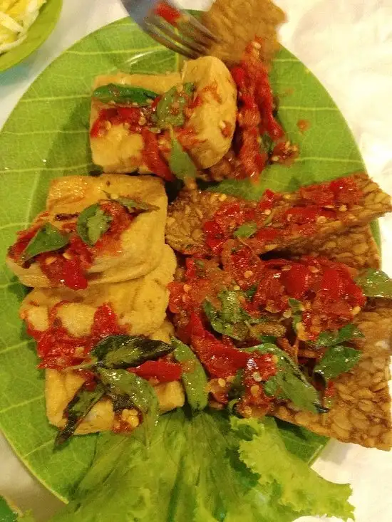 Gambar Makanan RM Ratu Gurih Makassar 4