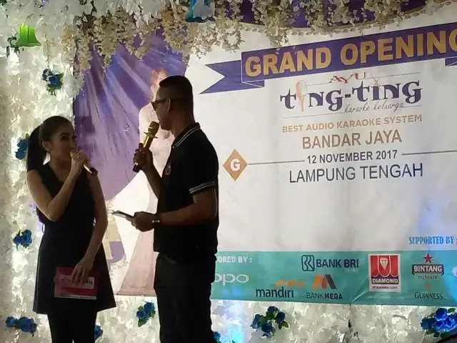 Gambar Makanan Ayu Ting Ting Karaoke Keluarga 7