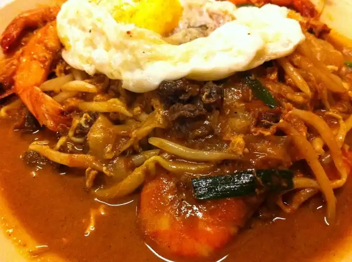 Sungai Dua Char Koay Teow (Telur Ayam Di Basuh)