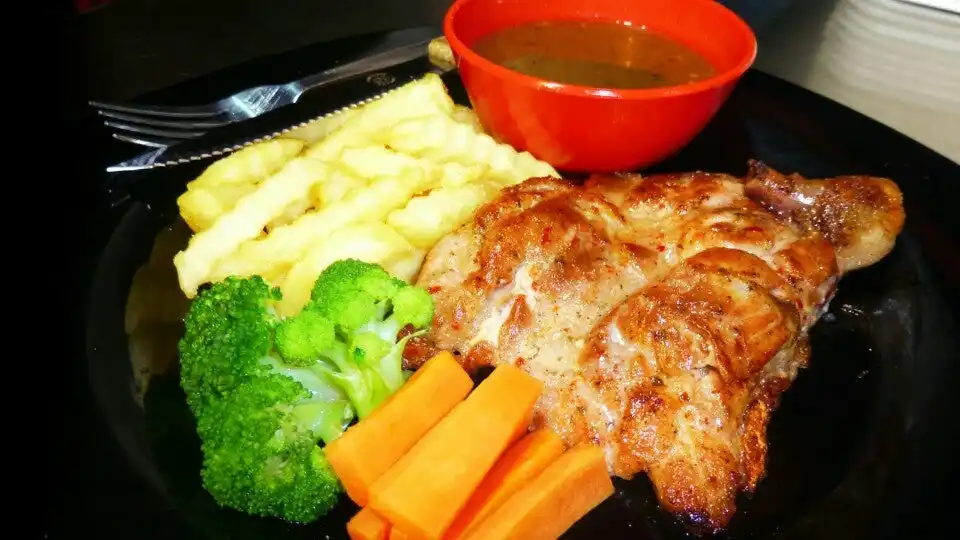 Enak Chicken Chop & Western Grill