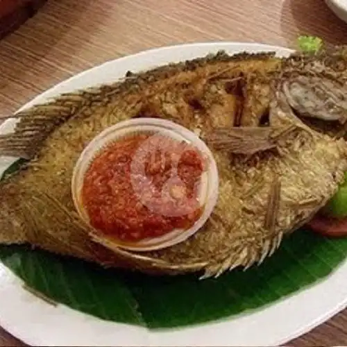 Gambar Makanan Pecel Lele Pohon Mangga, Kemuning 9