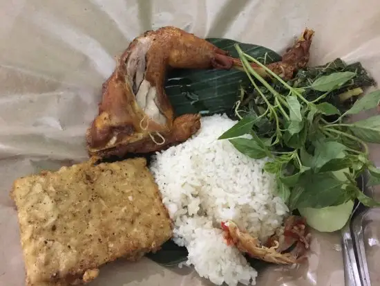 Gambar Makanan Bebek Goreng H. Slamet (Asli) Kartosuro 12