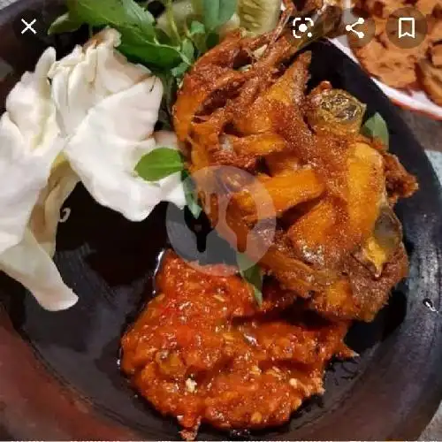 Gambar Makanan Ayam Geprek Sambal Ijo Bang Zuki, Sudirman 12