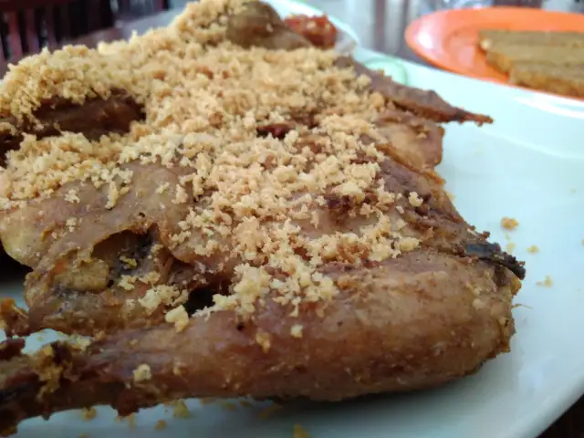 Gambar Makanan Ayam Goreng Karawaci 14