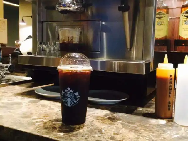Starbucks Coffee'nin yemek ve ambiyans fotoğrafları 1