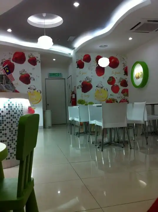 Tutti Frutti Food Photo 6