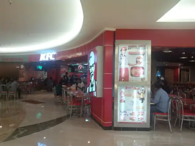Gambar Makanan KFC Plaza Tunjungan 5