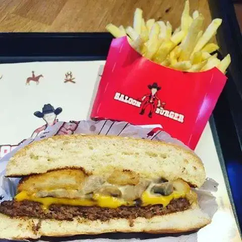 Saloon Burger'nin yemek ve ambiyans fotoğrafları 26