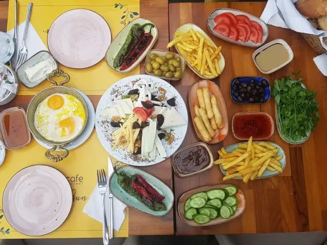 Üsküdar Park Cafe & Restaurant'nin yemek ve ambiyans fotoğrafları 16