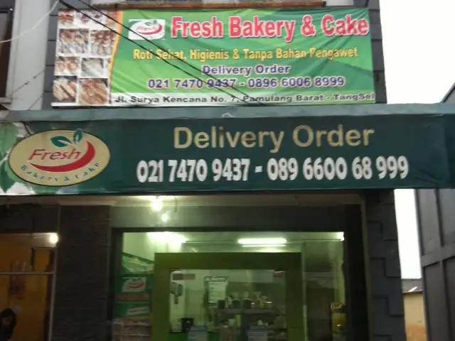 Gambar Makanan Fresh Bakery & Cake 2