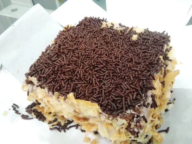 SurabayaSnowCake