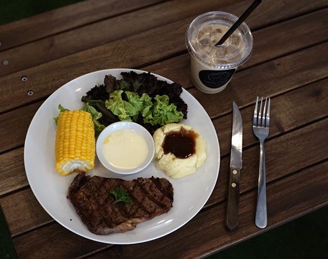 Meaty Steak & Coffee Terdekat - Restoran Dan Tempat Makan Western Food ...