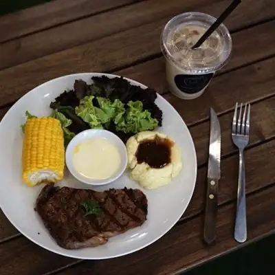 Meaty Steak & Coffee