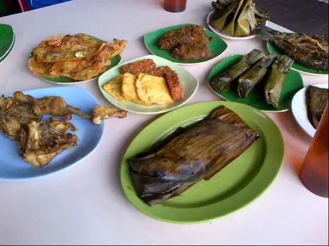 Gambar Makanan RM Sambel Hejo Ciganea 2