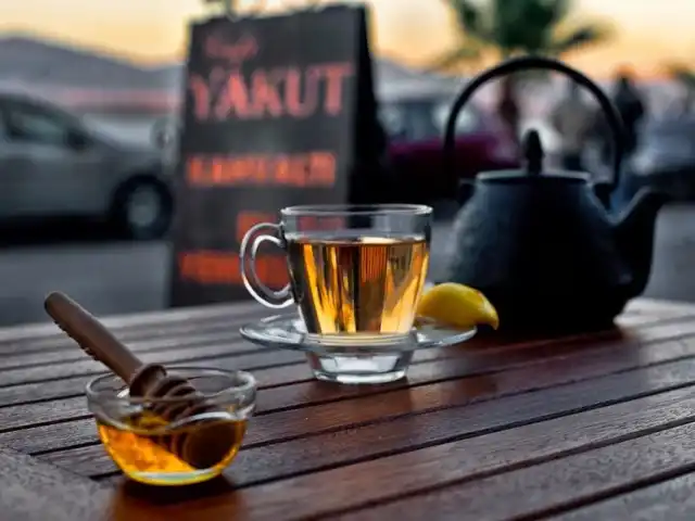 Cafe Yakut