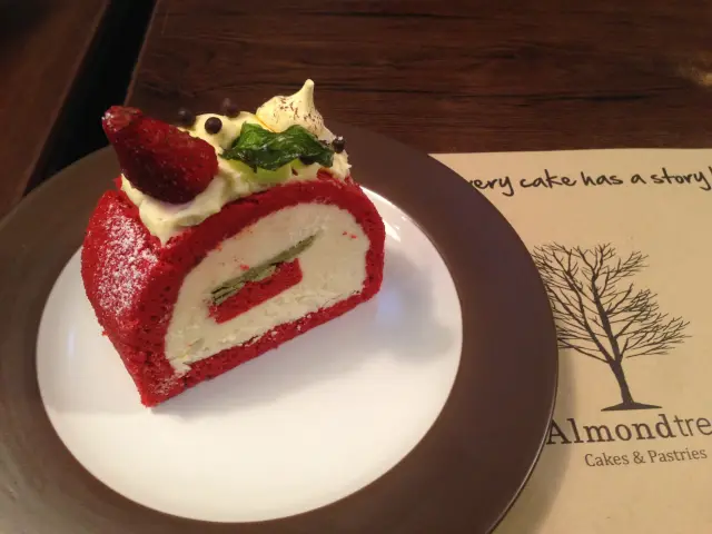 Gambar Makanan Almondtree - Hotel Ascott Waterplace Surabaya 8