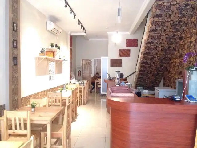 Gambar Makanan D'Luxe Batik Cafe 3