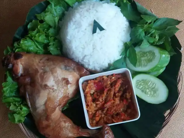Gambar Makanan Ayam dan Ikan Bakar "Segono" dan Pempek Palembang "Cek Rat" 4