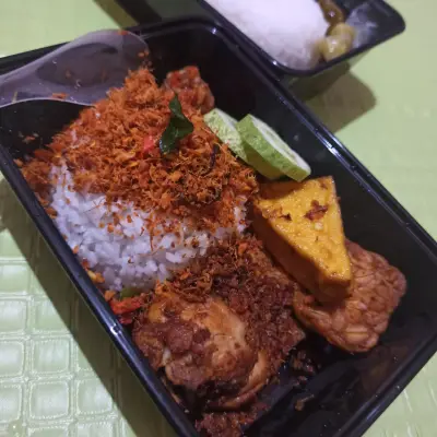 Ayam Paha Dada