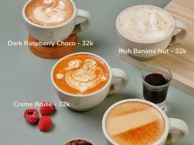 Gambar Makanan Semusim Coffee 7