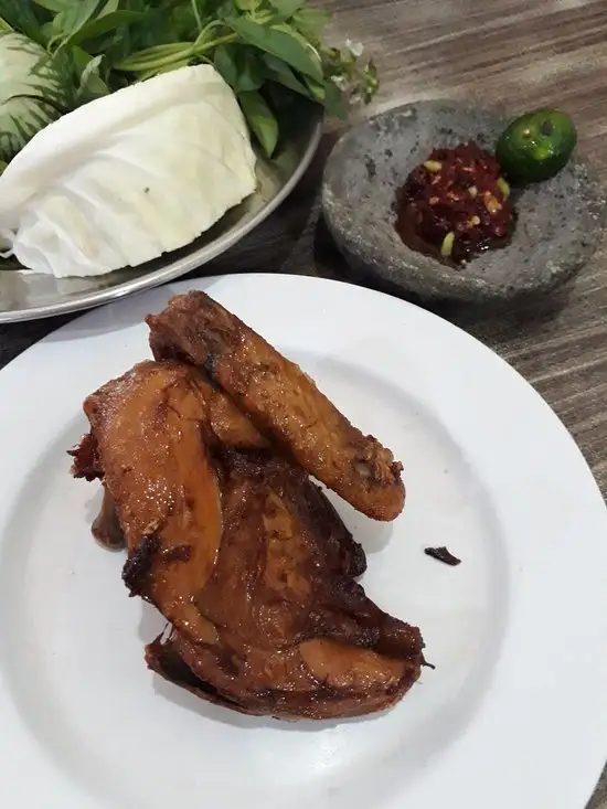 Gambar Makanan Ayam Goreng Nikmat 9