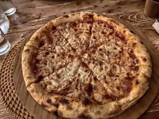 Gambar Makanan Francesco's Pizza 11