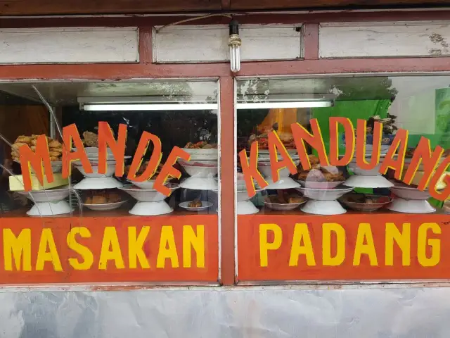 Gambar Makanan Rumah Makan Mande Kanduang 1