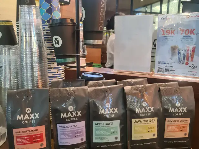 Gambar Makanan MaxxCoffee 4