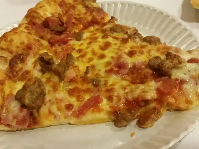 Pizza Warehouse Food Photo 18