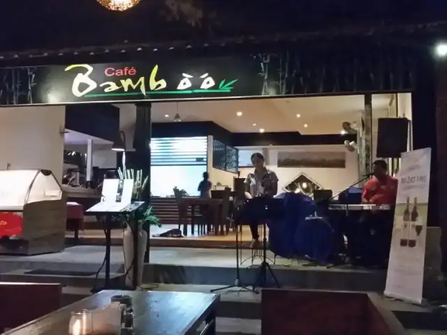 Gambar Makanan Bamboo Eatery & Bar 9