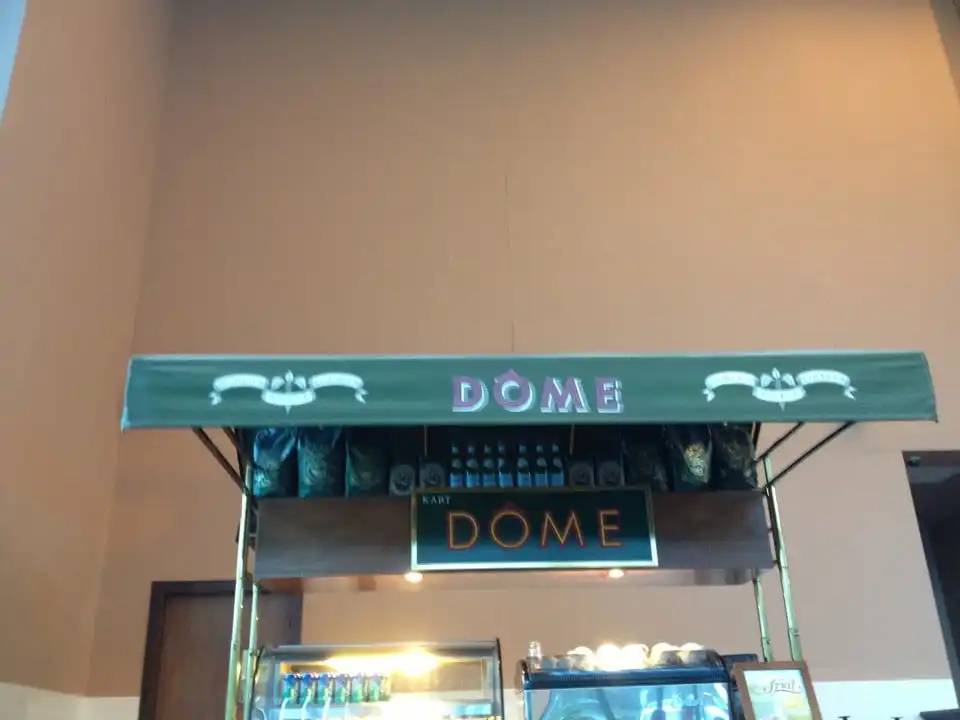 DÔME Café