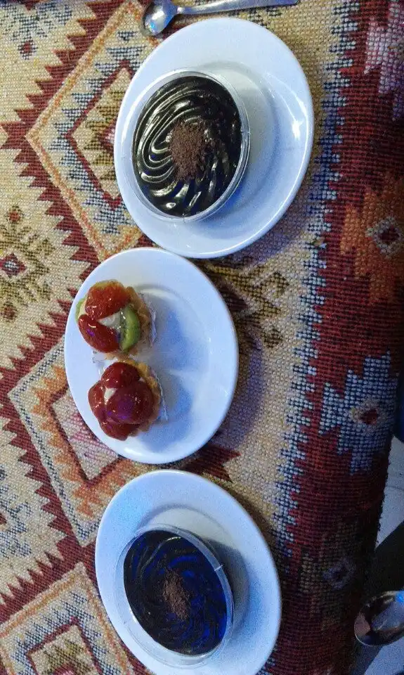 Güzel İzmir Unlu Mamülleri'nin yemek ve ambiyans fotoğrafları 12