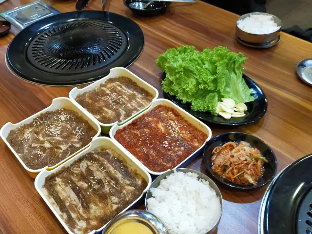 Gambar Makanan Daebak Korean BBQ 16