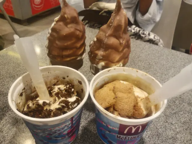 Gambar Makanan McDonald's Ice Cream 5