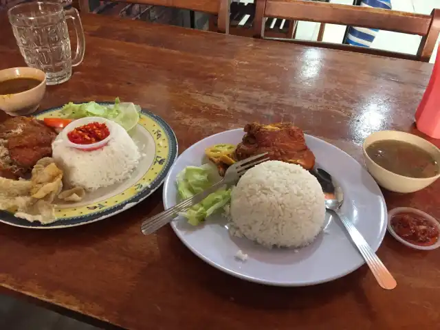 Restoran Nasi Ayam Kukus Sri Yasmin Food Photo 1