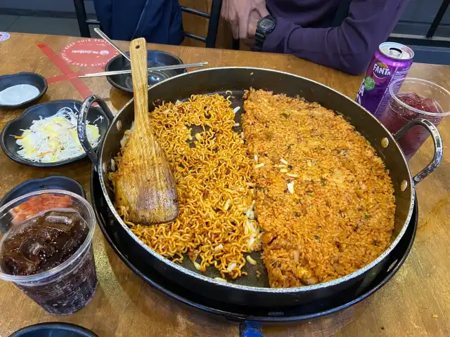 Mr Dakgalbi Food Photo 7