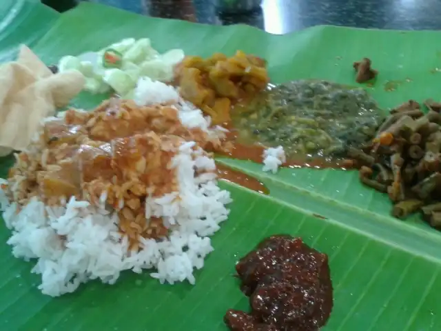 Sri Pandi Banana Leaf Rice Food Photo 13