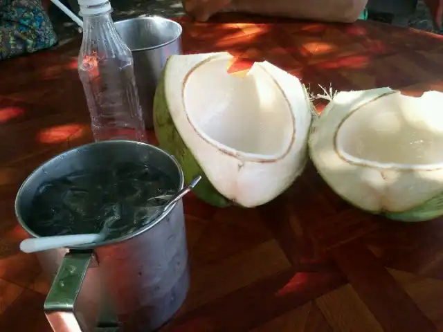 Air Kelapa Muda Bawah Pokok Ceri Food Photo 8