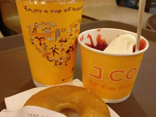 J.CO Donuts & Coffee Food Photo 18
