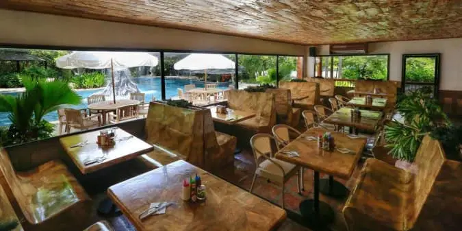 Savannah Grill & Lounge - Plantation Bay Resort and Spa