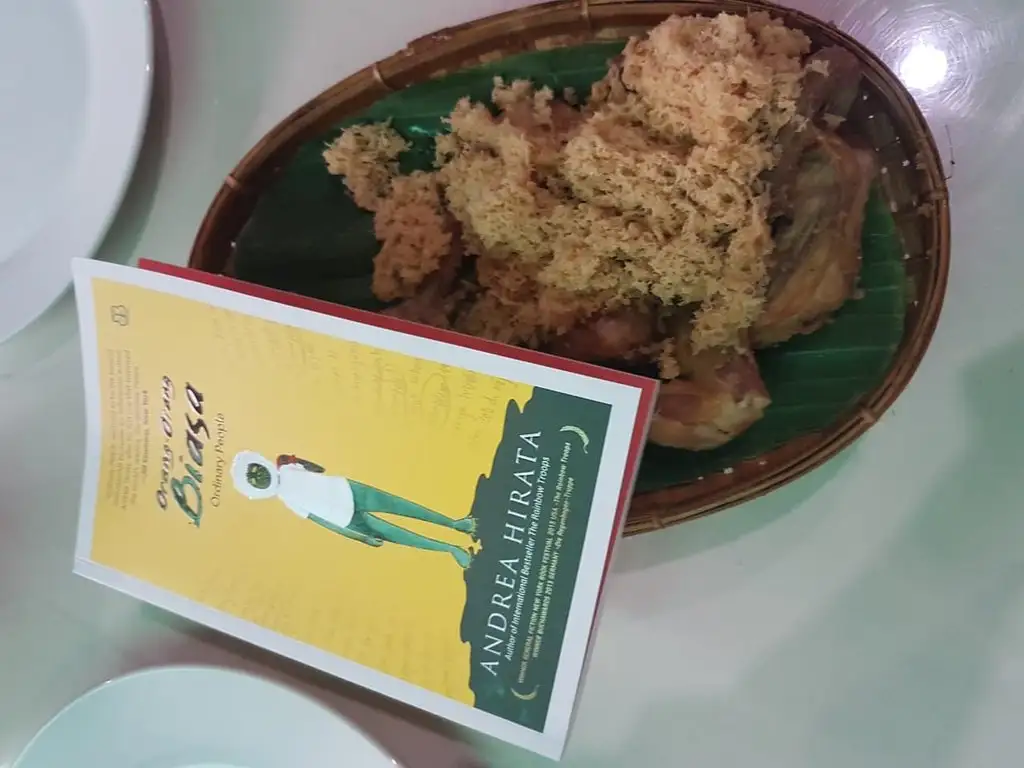 RM Bu Lanny Special Ayam Goreng Kremes