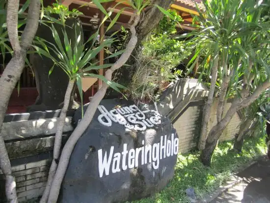 Gambar Makanan Watering Hole (Agung & Sue) Restaurant 9