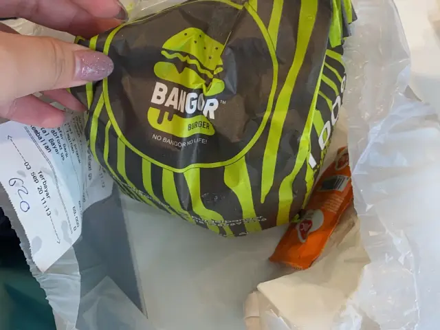 Gambar Makanan Burger Bangor 6