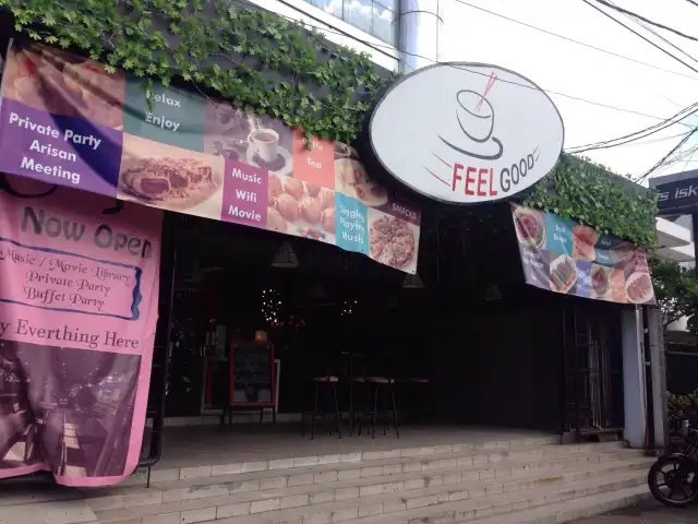 Gambar Makanan Feel Good Resto & Cafe 9