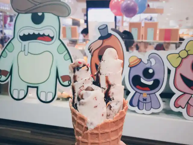 Monsters Ice Cream Food Photo 11