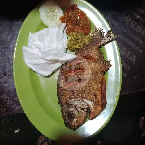 Gambar Makanan Warung Pecel Lele Raja, Sudirman 14