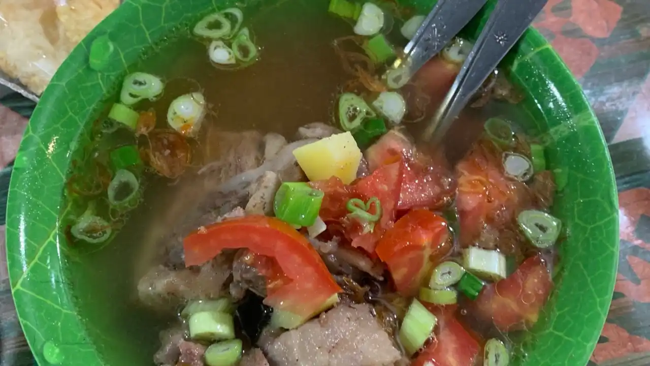 Sop buntut Sapi Garuda